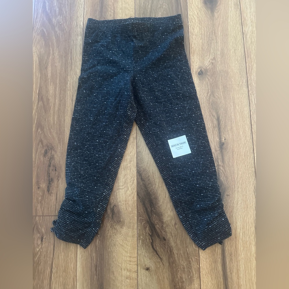 Gently Used Girls Leggings!